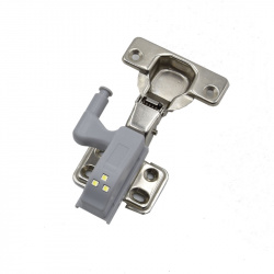 svetodiodnaya podsvetka na polki shkafa