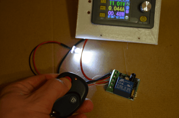 Обзор беспроводного выключателя: делаем проходной свет без замены проводки